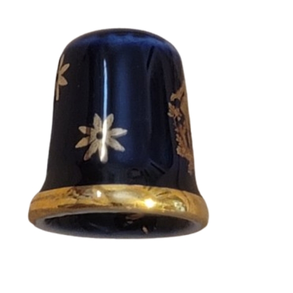 Limoges Castel Thimble - Cobalt Blue and Gold Vintage Gold and Blue Thimble - Picture 4 of 4